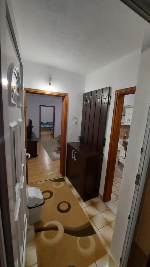 Mini Hill Apartment Сараево Екстериор снимка